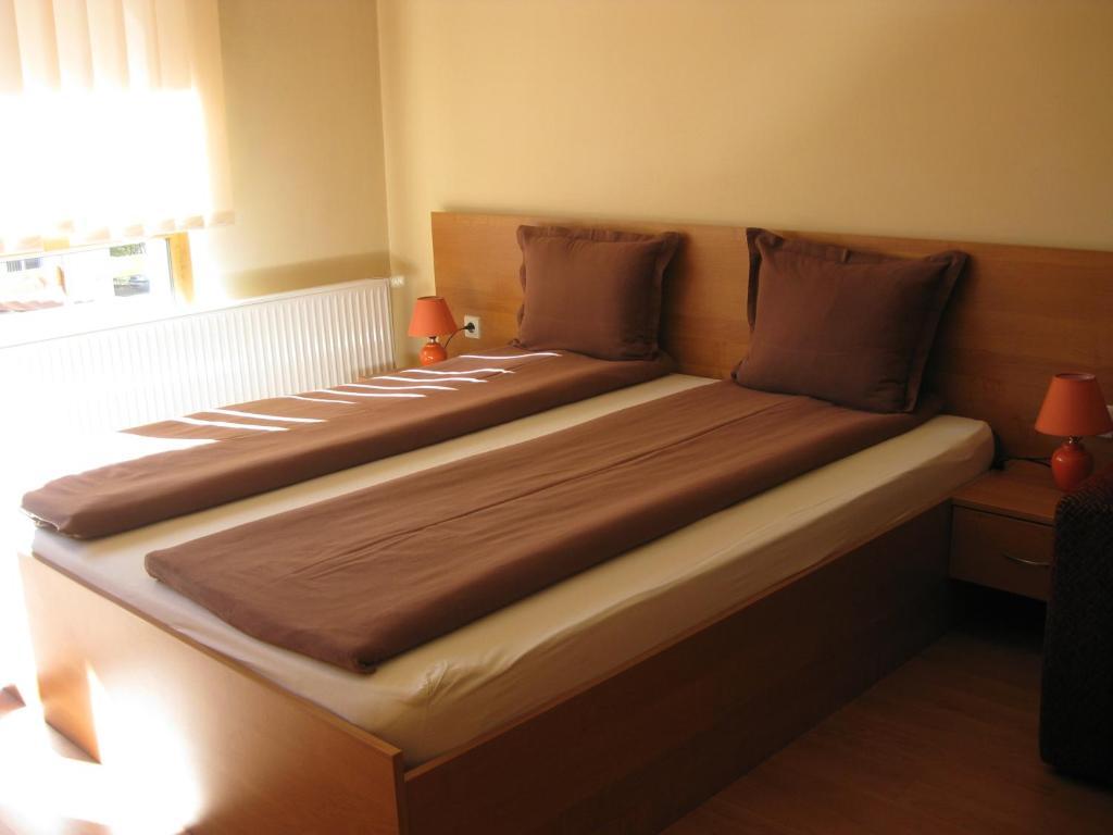 Family Hotel Veronika Devin Chambre photo