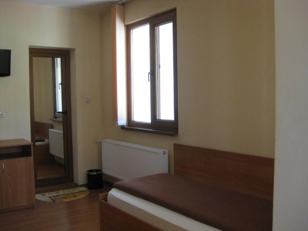 Family Hotel Veronika Devin Extérieur photo